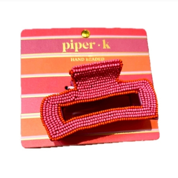 🔹️Piper K🔹️ Beautiful Pink hand beaded hair claw clip - Picture 1 of 1